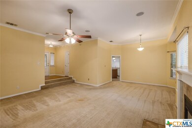 2001 Lancaster St, San Marcos, TX 78666 - photo 4