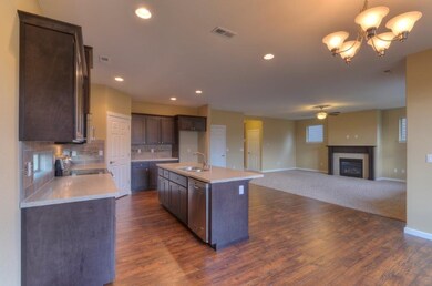 914 Boatman Ave NW unit 5, Orting, WA 98360 - photo 7