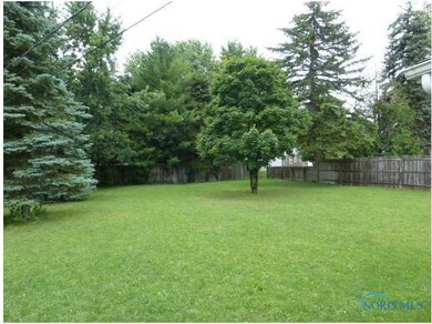 Land/Lot.