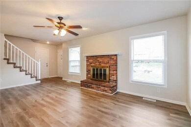 210 N Huntsman Blvd, Raymore, MO 64083 - photo 6