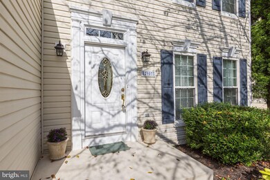 12903 Mccubbin Ln, Germantown, MD 20874 - photo 2