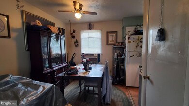 332 W 10th St, Front Royal, VA 22630 - photo 6