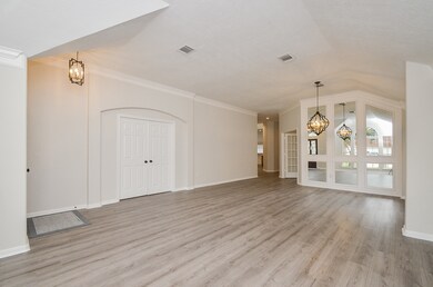 11803 Gatesden Dr, Tomball, TX 77377 - photo 5