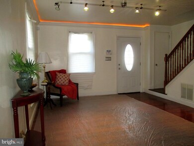 210 56th St NE, Washington, DC 20019 - photo 2