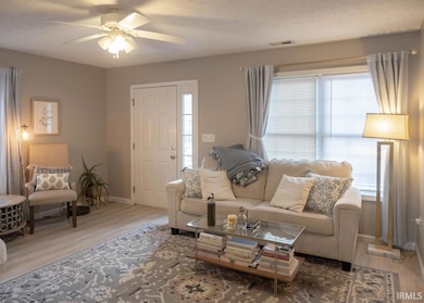 1323 S Cobble Creek Cir, Bloomington, IN 47401 - photo 3