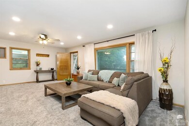 631 Rannells Rd, Manhattan, KS 66502 - photo 4