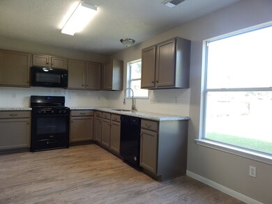 2527 Halstead Dr, Spring, TX 77386 - photo 4