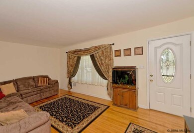 5 Bertone Dr, Schenectady, NY 12306 - photo 5