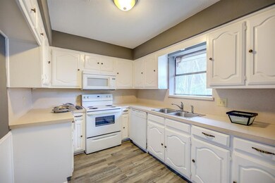 1009 N Clay St unit 2, Ennis, TX 75119 - photo 6