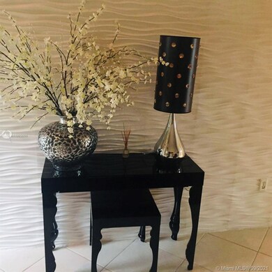 11204 NW 73rd St, Doral, FL 33178 - photo 2