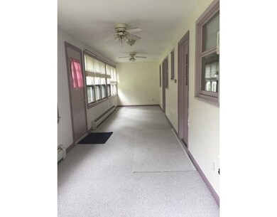 17 Keyes Rd, Holyoke, MA 01040 - photo 4