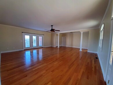 226 Foxfield Dr, Staunton, VA 24401 - photo 7