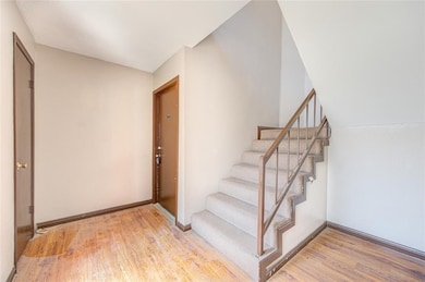 12200 Overbrook Ln unit 31A, Houston, TX 77077 - photo 2