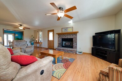 150 Guthrie Drive, Newport NC 28570 Livi