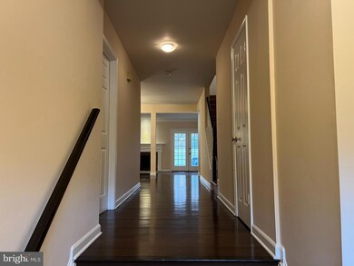 5924 Dorchester Way, Rockville, MD 20852 - photo 3