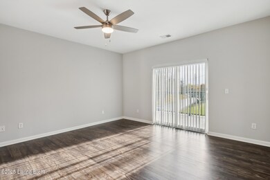 2239 Charlestown Rd unit 303, New Albany, IN 47150 - photo 5