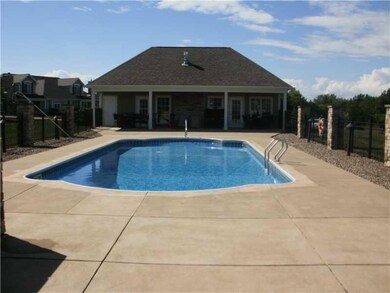Swimming Pool/Hot Tub/Sauna. The community pool at