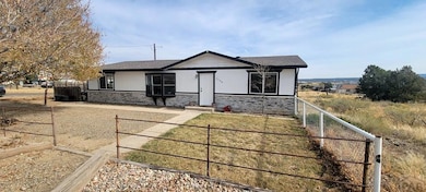 2198 Arizona Ave, Trinidad, CO 81082 - photo 3