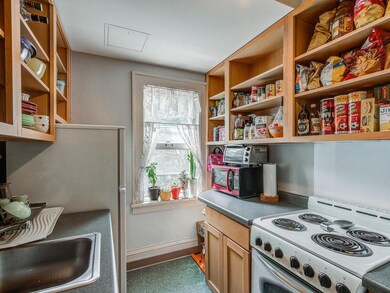 1920 3rd Ave S Unit 305-008-1-Kitchen-MLS_Size
