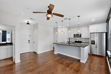 800 S Welch St unit 102, Denton, TX 76201 - photo 3