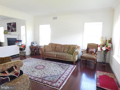 42 Emerald Rd, Trenton, NJ 08691 - photo 3