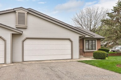 284 Harvest Ln, Holland, MI-3