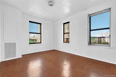 825 Walton Ave unit 5F, Bronx, NY 10451 - photo 2