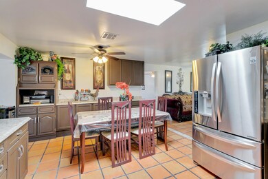 Eat in Kitchen