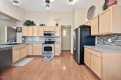 Kitchen - Huge