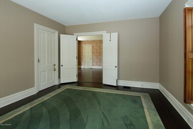 2112 Vanderbilt Ave, Portage, MI 49024 - photo 3