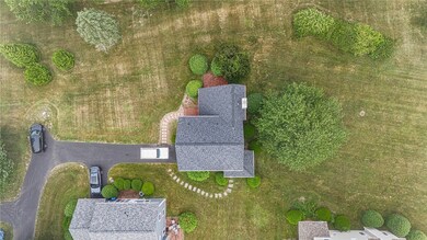 510 Corey Ln, Middletown, RI 02842 - photo 4