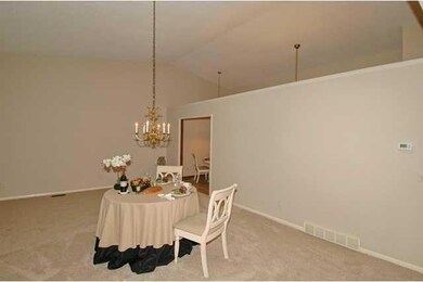 4907 Cedar Dr unit 53, West Des Moines, IA 50266 - photo 2