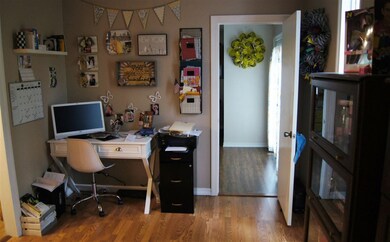 Photo 6