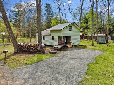 Driveway/Front of House