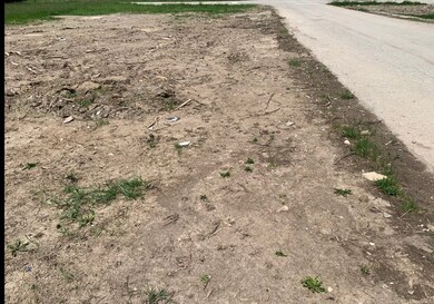 739 E Pearl St, Whiteland, IN 46184 - photo 2