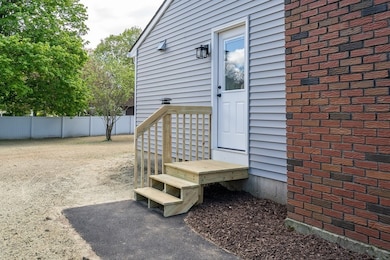 10 Hannum Brook Dr, Easthampton, MA 01027 - photo 7