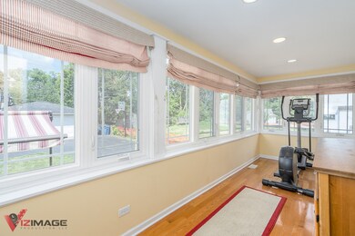 282 N Maple Ave, Elmhurst, IL 60126 - photo 6