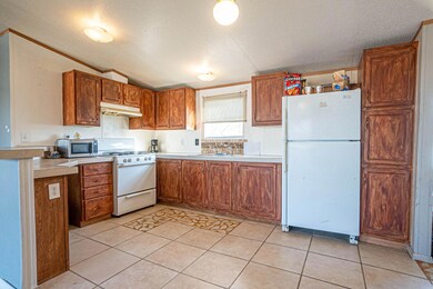 340 Valle Lindo Dr, Socorro, TX 79927 - photo 7