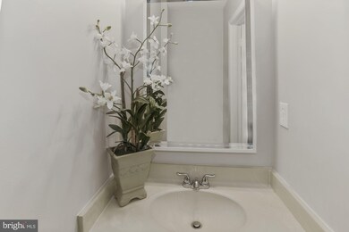 11772 Carriage House Dr unit 50, Silver Spring, MD 20904 - photo 5