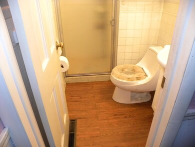 Bath Room 1