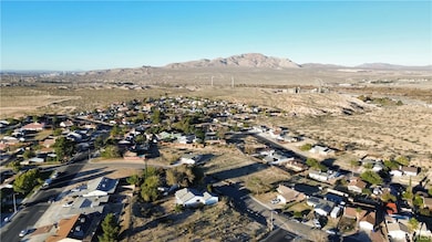 111 Coronado Dr, Victorville, CA 92394 - photo 7