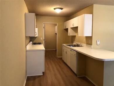 306 E Thurman St unit 3, Prairie Grove, AR 72753 - photo 3