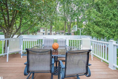 1303 E Chippewa St, Mount Pleasant, MI 48858 - photo 6