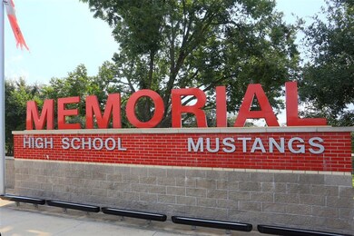 0004 Glourie Dr, Houston, TX 77055 - photo 7