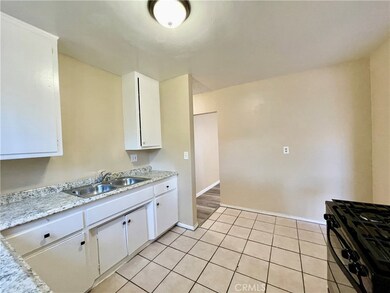144 W Baseline Rd unit 2, San Dimas, CA 91773 - photo 5