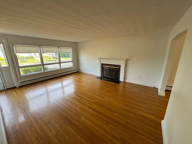 4 West St, Sharon, MA 02067 - photo 4
