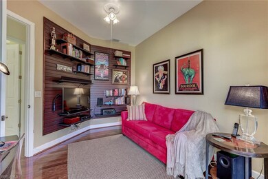 6049 Highwood Park Ln, Naples, FL 34110 - photo 7