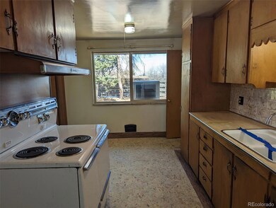 1903 Lewis Ct, Lakewood, CO 80215 - photo 3