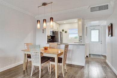 3405 NW 48th Ave unit 611, Lauderdale Lakes, FL 33319 - photo 3