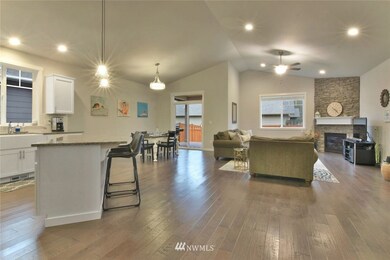 6612 278th St NW, Stanwood, WA 98292 - photo 7